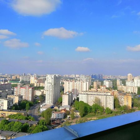 Видовая 25Й Этаж. Новый Дом. Шалимова, Isida. Шулявская, Гарматная, Индустриальный Мост. Космополитан. Большевик. Жд Вокзал. Kijev Kültér fotó